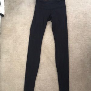 Lululemon leggings black